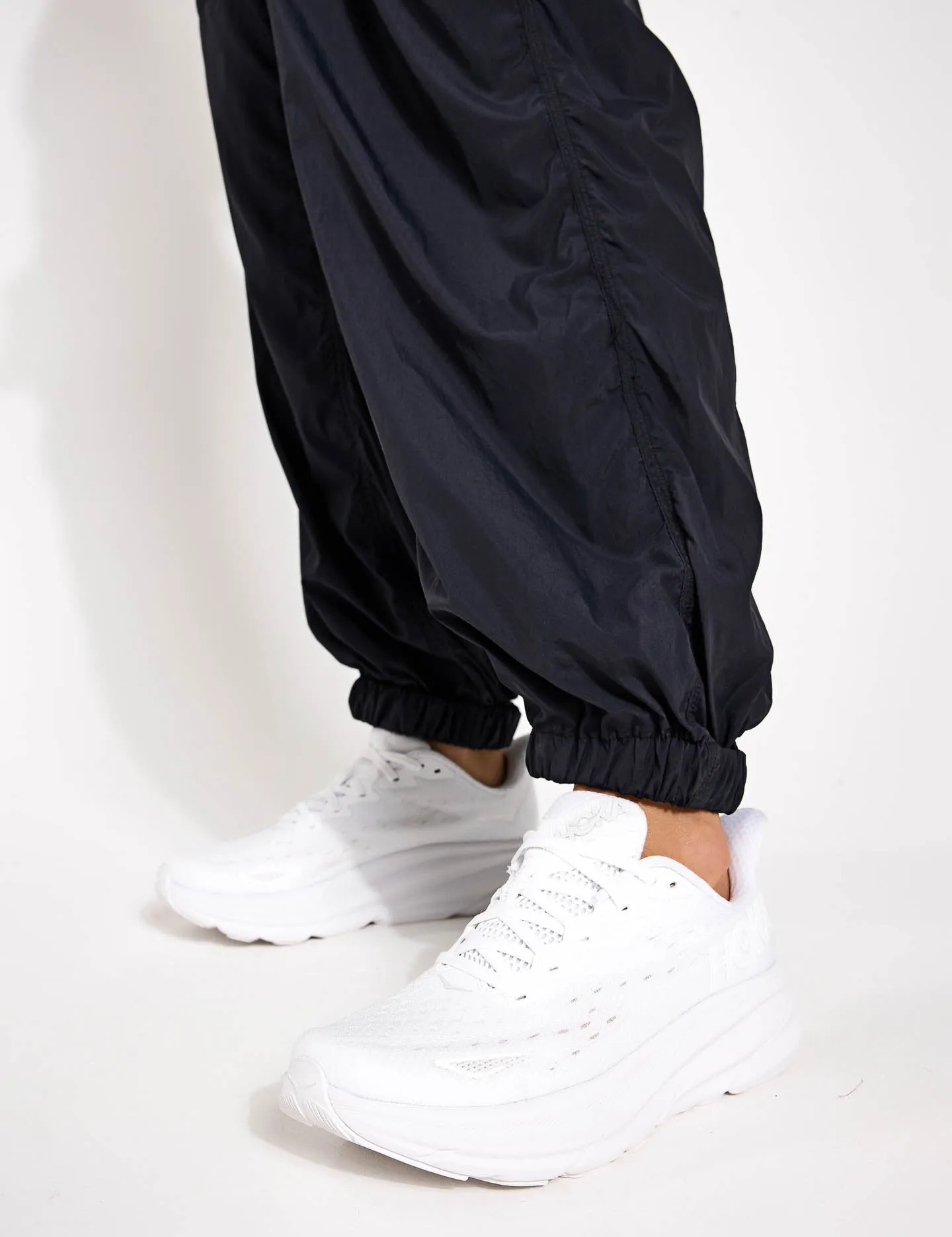 Into The Woods Pants - Black