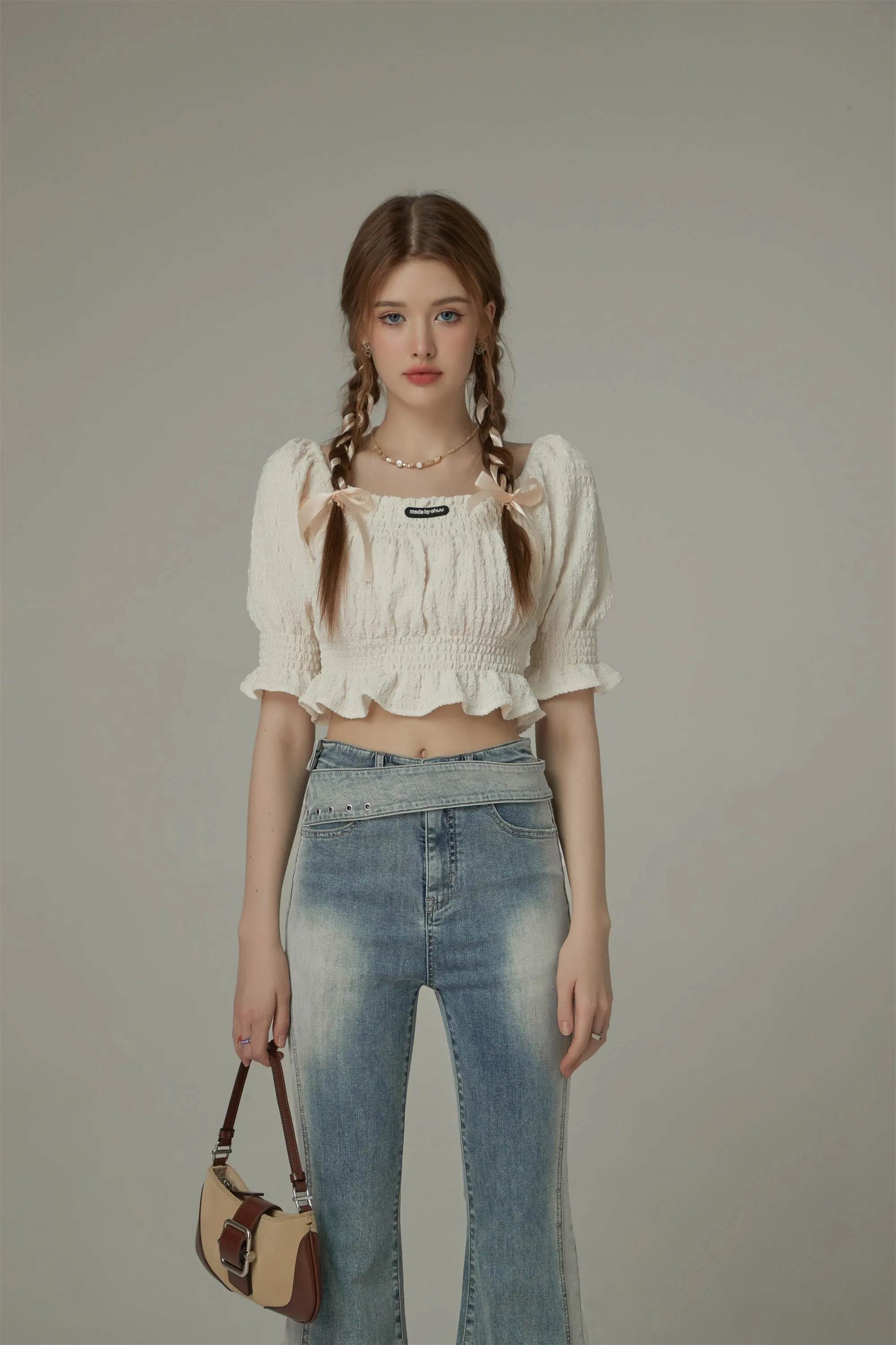 Off The Shoulder Puffed Sleeves Top