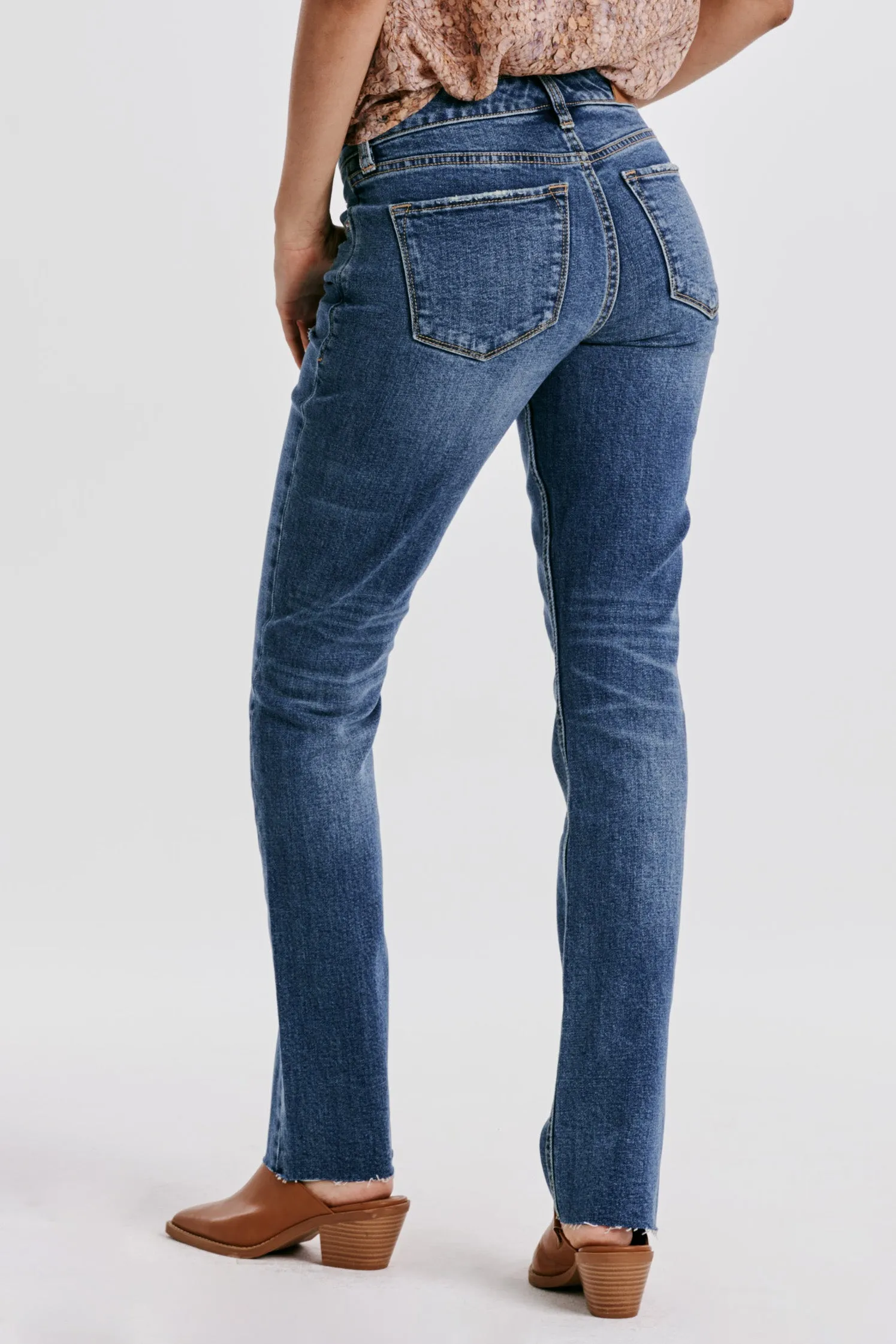 Playback Mid Rise Slim Straight Jeans Everett