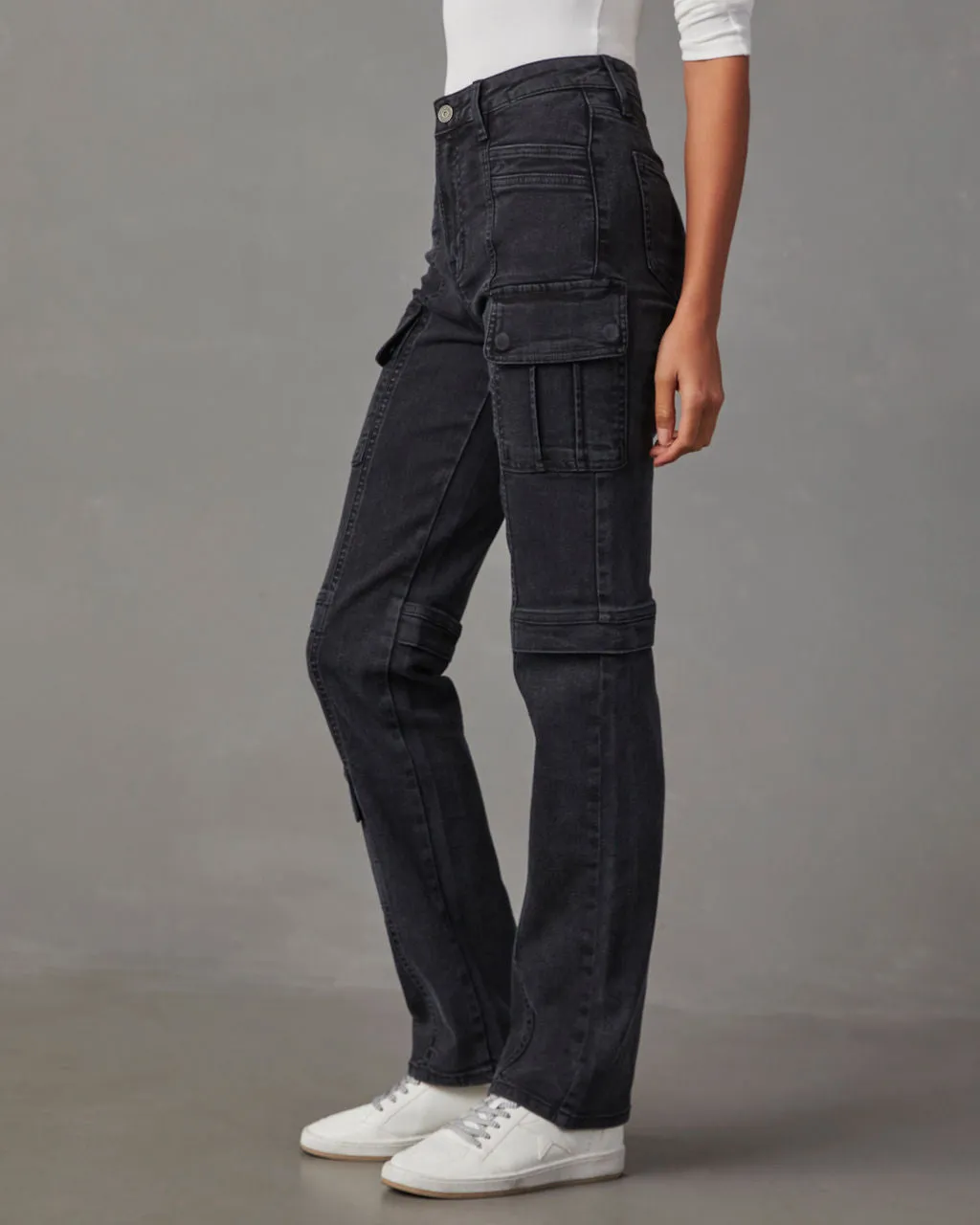 Zhaire High Rise Pocketed Straight Jeans